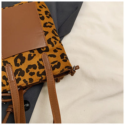Bolsa Crossbody Retro Leopardo Otoño Invierno - Bandolera Ante Versátil para Teléfono - Image 30