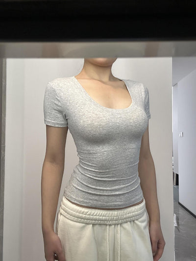 Top Deportivo Ajustado con Cuello Alto y Cintura Marcada - Image 14