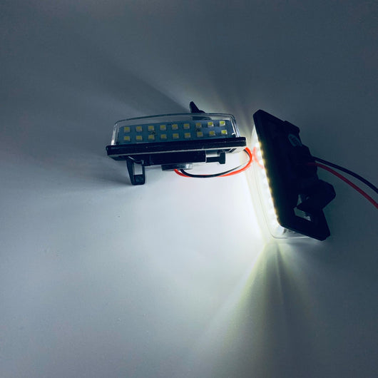 Luz LED para Placa de Matrícula - Diseño Moderno y Elegante
