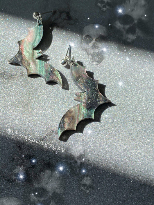 Cutie Bat Earrings - Tekeno