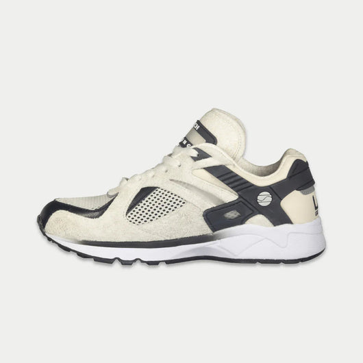 Tênis LA Gear Catapult Light-Up Cano Baixo Masculino | Branco x Preto