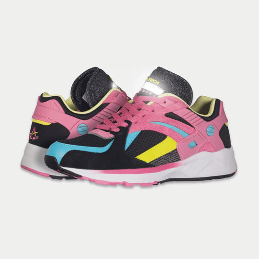 LA Gear Women's Catapult Light-Up Low-Top | Black x Pink