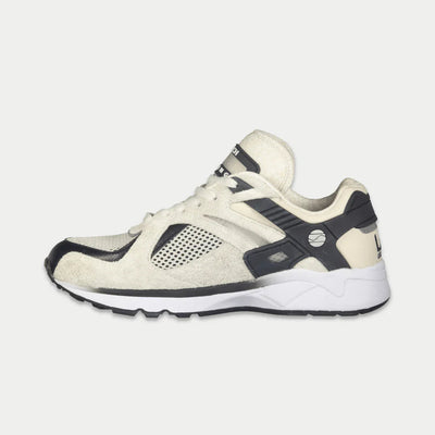 Tênis LA Gear Catapult Light-up Lowtop Feminino | Branco x Preto