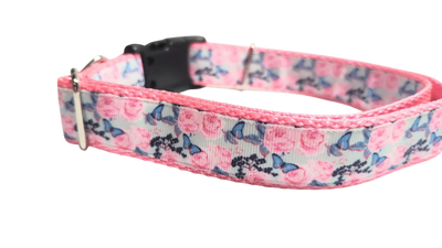 Collar de nylon para perro con mariposas y rosas